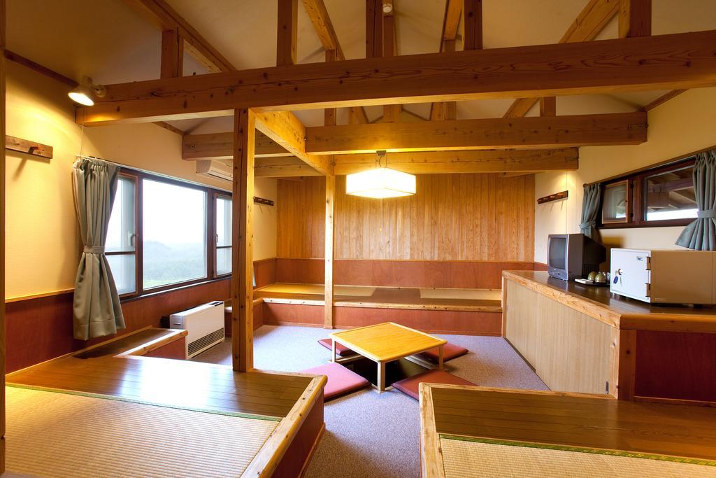 Kuju Kogen Cottage Taketa Rum bild